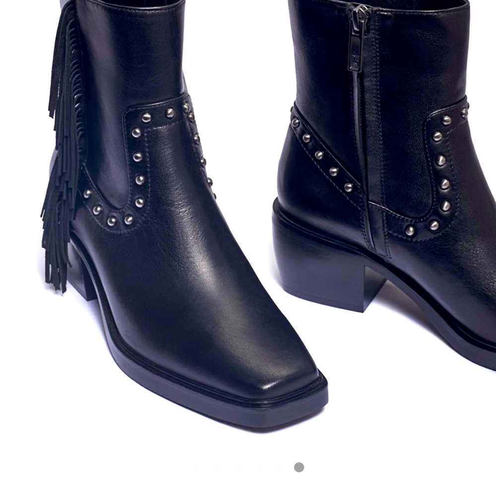 Women’s Sam Edelman Bernie Fringe Boot. Size 9.5. New in box